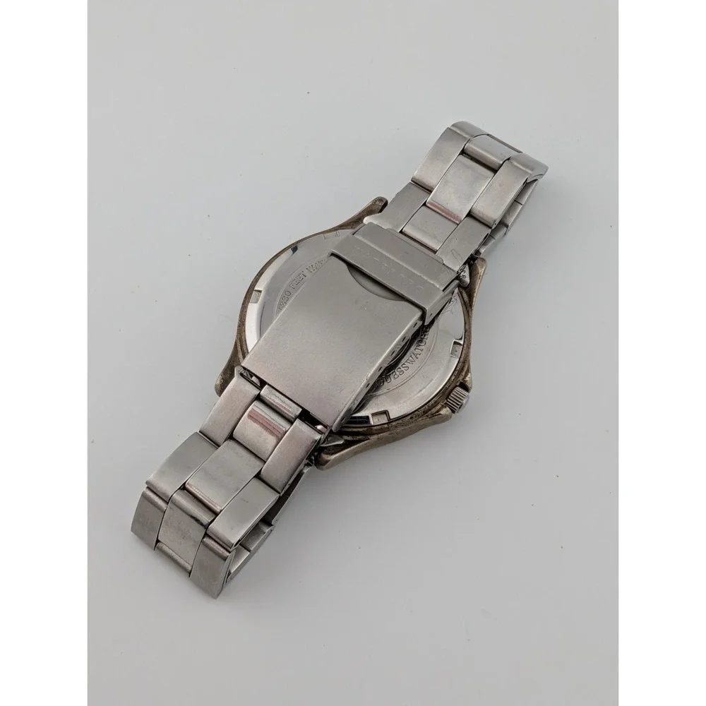 Guess Waterpro Watch Men 37mm Case 7
